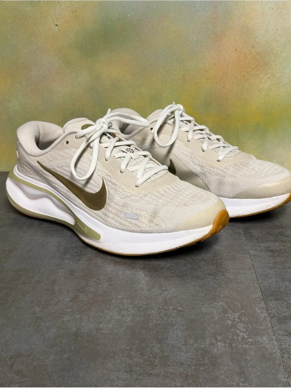 Nike Journey Run Women's Sneakers FJ7765-003 Phantom/Neutral Olive-Sail Size 9.5